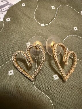 Treasure Jewels Gold Heart Openwork Crystal Stud Earrings